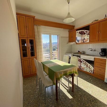Mpanos Sea Apartment 2 Loutrá Oraías Elénis Eksteriør bilde